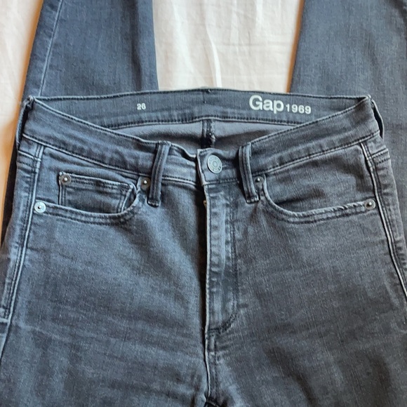 Gap 1969 jeans - Picture 3 of 3